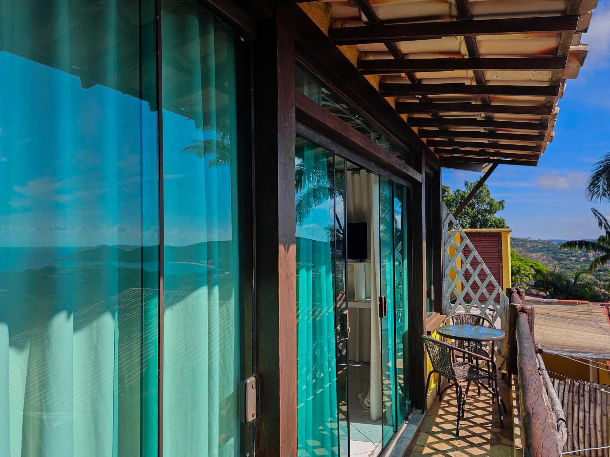 Bella Vista Ocean View Hotel Búzios Eksteriør billede A glass house in the Philippines